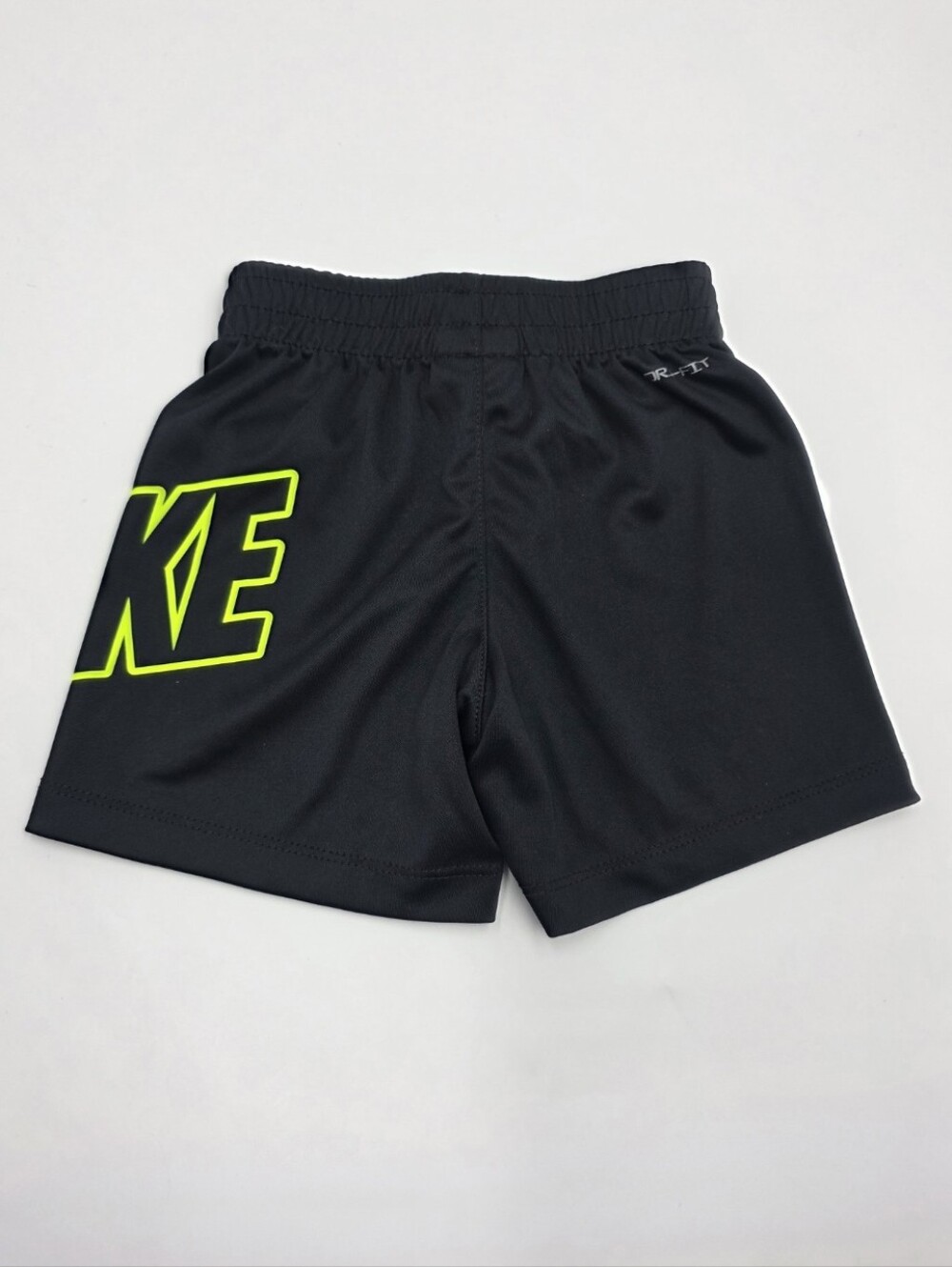 Nike baby boy Dri-Fit tee and shorts size 18 months - Picture 6 of 7